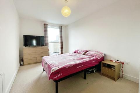 2 bedroom flat for sale, The Square, Long Down Avenue, Bristol