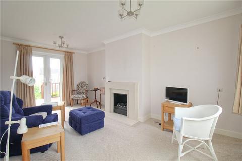 12 Coniston Road, Trowbridge, BA14 8TD