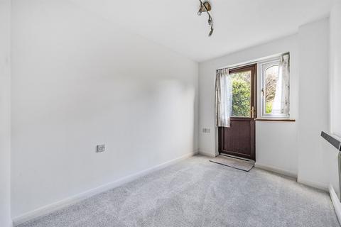 2 bedroom apartment for sale, White Horse Court, Storrington, West Sussex, RH20