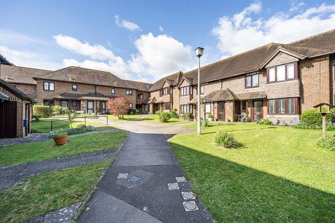 2 bedroom apartment for sale, White Horse Court, Storrington, West Sussex, RH20