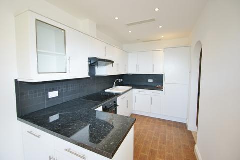 2 bedroom penthouse for sale, Bulstrode Court, Gerrards Cross, Buckinghamshire, SL9