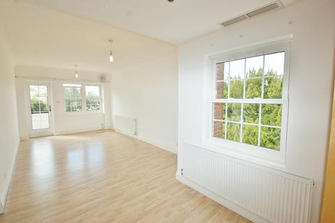 2 bedroom penthouse for sale, Bulstrode Court, Gerrards Cross, Buckinghamshire, SL9