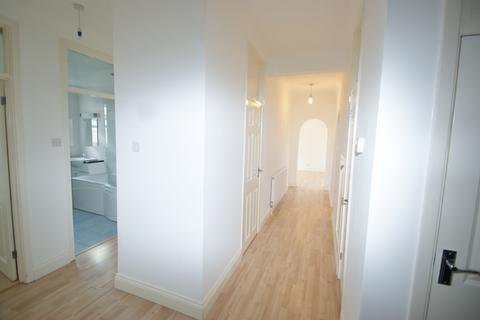 2 bedroom penthouse for sale, Bulstrode Court, Gerrards Cross, Buckinghamshire, SL9