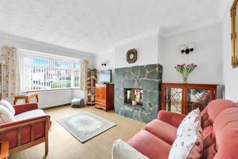 38 Swaledale Road, Dartford, DA2 6JZ