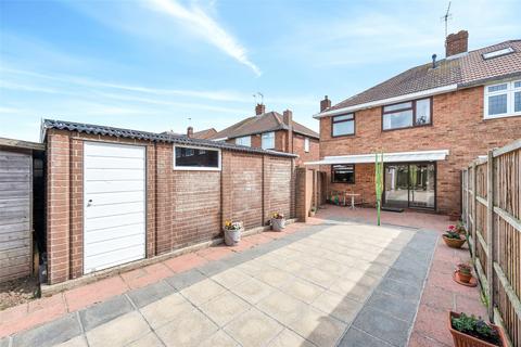 38 Swaledale Road, Dartford, DA2 6JZ