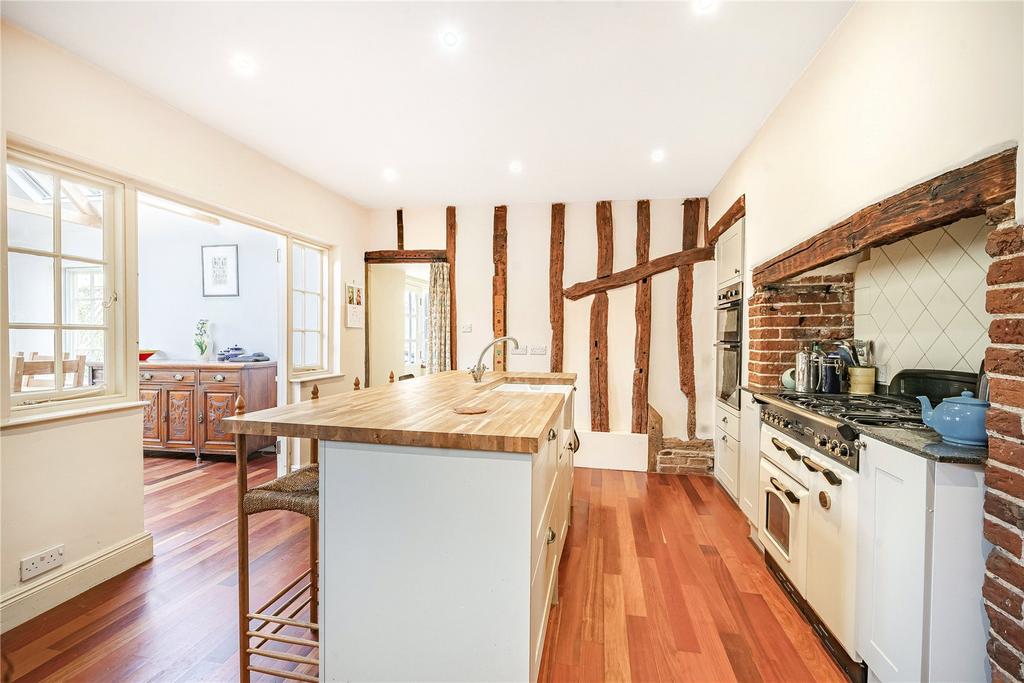 Kitchen/Breakfast Rm