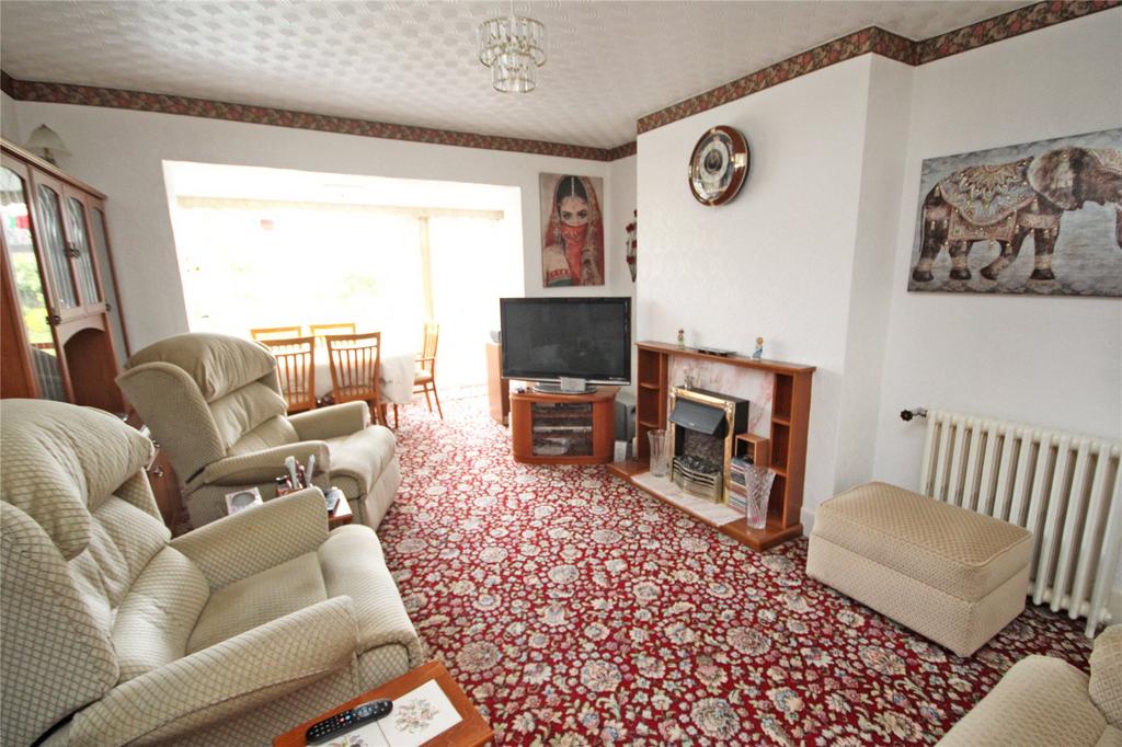 Barton Lane, Barton on Sea, New... 3 bed bungalow for sale £529,950