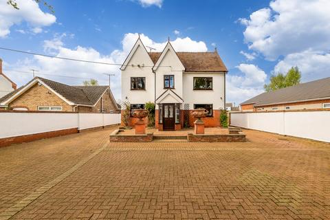 5 bedroom detached house for sale, Newark Road, North Hykeham, Lincoln, Lincolnshire, LN6