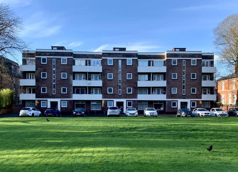 Apartment in Leeds, West Yorkshire - More