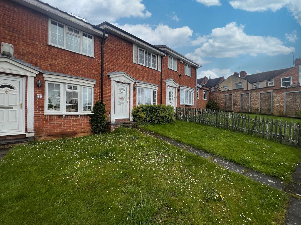 Leicester Close, Kettering, NN16 2 bed terraced house for sale £190,000