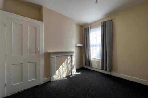 1 bedroom flat to rent, Capel Road, Forest Gate, E7