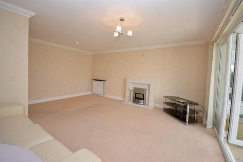 1 Castle Way, Dinnington, Newcastle Upon Tyne, NE13 7LS