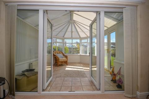 1 Castle Way, Dinnington, Newcastle Upon Tyne, NE13 7LS