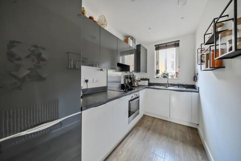 1 bedroom apartment for sale, Minchenden Court, Colonnade Gardens, Acton