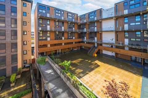 1 bedroom apartment for sale, Minchenden Court, Colonnade Gardens, Acton