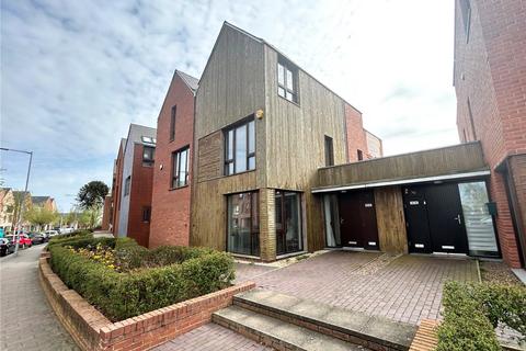 4 bedroom semi-detached house for sale, Ketley Park Road, Ketley, Telford, Shropshire, TF1