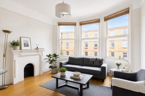 2 bedroom flat to rent, Ridgmount Gardens, Bloomsbury, WC1E