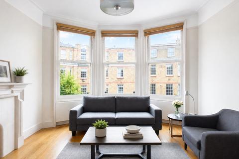 2 bedroom flat to rent, Ridgmount Gardens, Bloomsbury, WC1E