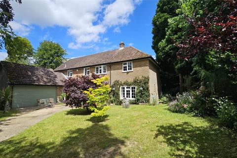 5 bedroom detached house for sale, Gorselands Close, Hampshire GU35