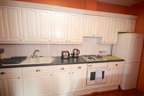 1 bedroom flat to rent, Brunton Terrace, Edinburgh, EH7