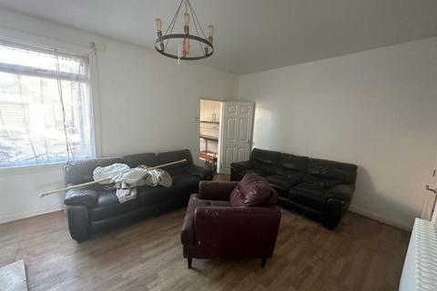 4 bedroom terraced house to rent, Coventry CV3
