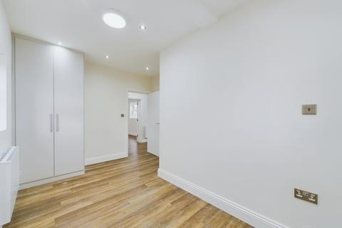 2 bedroom flat to rent, Stuart Lodge, Stuart Road, High Wycombe, Buckinghamshire, HP13 6AG