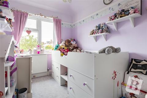 82 Upminster Road, Hornchurch, RM12 6PR