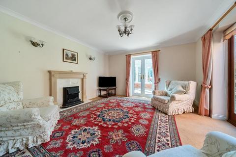 9 Millstream Gardens, Eardisley, Hereford, HR3 6NR
