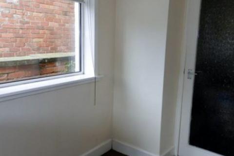 2 bedroom ground floor flat to rent, 1 Roseland Terrace, Troqueer, Dumfries