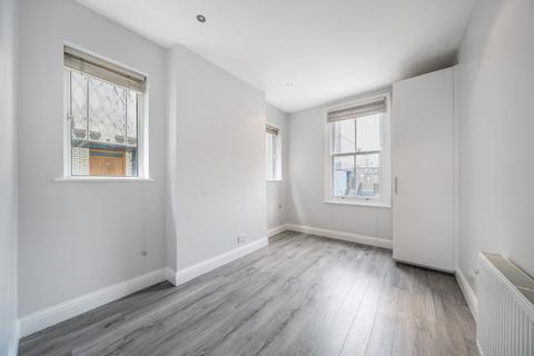 2 bedroom apartment to rent, St. Johns Terrace London W10