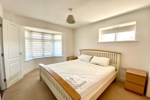 3 bedroom detached house to rent, Eastleigh, Hampshire SO50