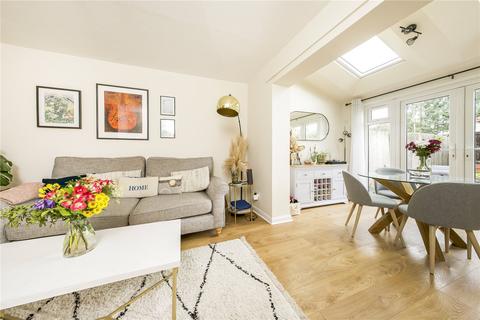 10 Gooding Close, New Malden, KT3 5DQ