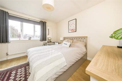 10 Gooding Close, New Malden, KT3 5DQ