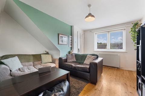 38 Astley Drive, Nottingham, NG3 3EU