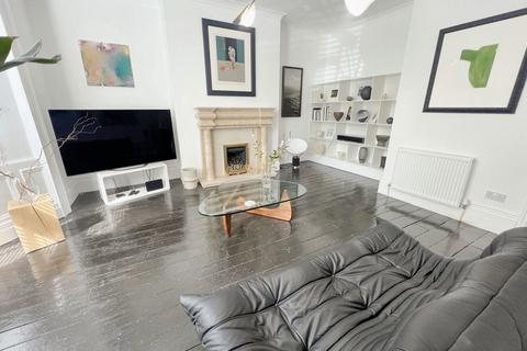 1 bedroom flat for sale, High Street, Norton, Stockton-on-Tees, Durham, TS20 1DR