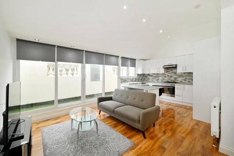 1 bedroom flat for sale, Porchester Square, Bayswater, W2