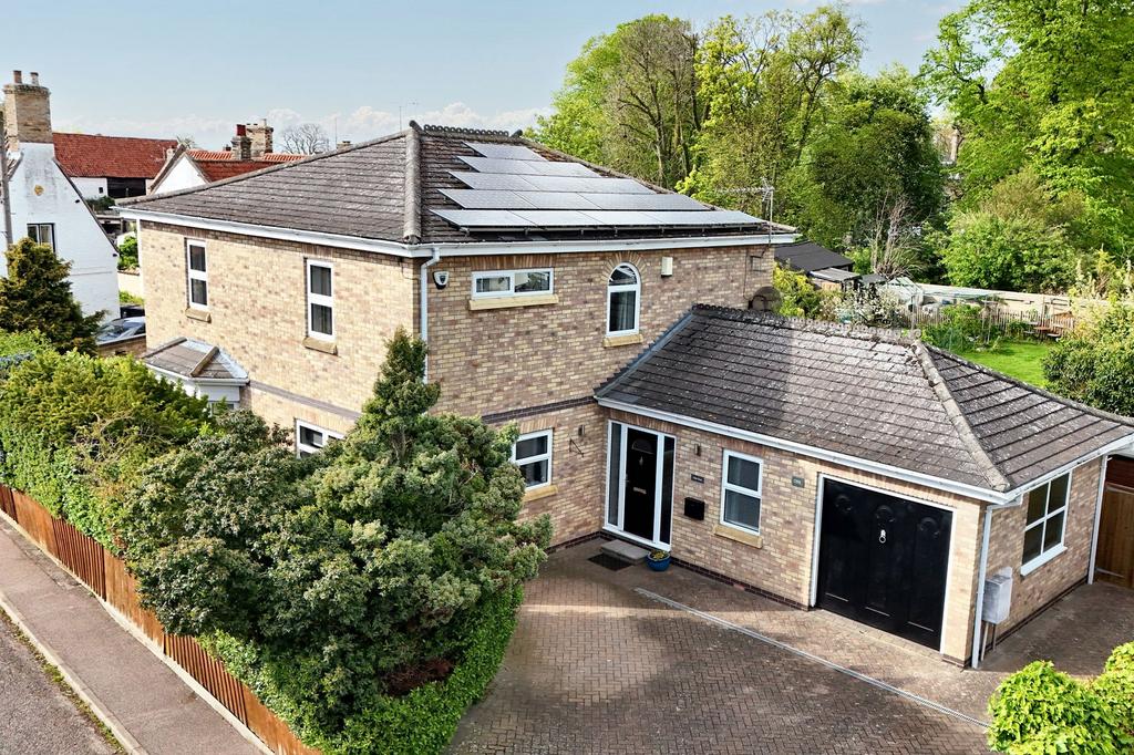 Burwell, Cambridge CB25 4 bed detached house for sale £550,000