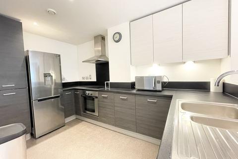 2 bedroom flat to rent, 4 Mastmaker Road, London E14
