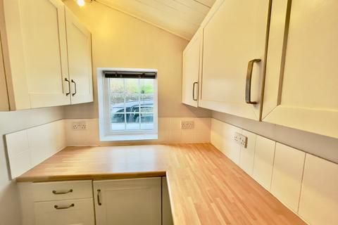 2 bedroom semi-detached house to rent, Gladstone Road, Rawdon, Leeds, West Yorkshire, UK, LS19