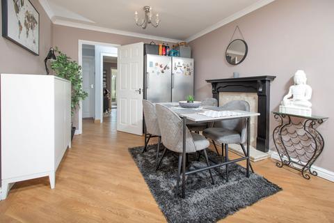 2 bedroom detached bungalow for sale, The Lawns, Corby NN18