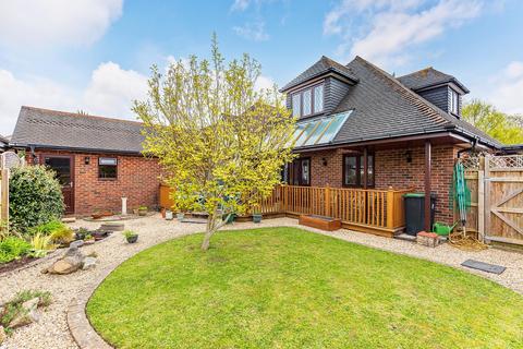 3 bedroom chalet for sale, Heather Close, Walkford, Dorset. BH23 5RP