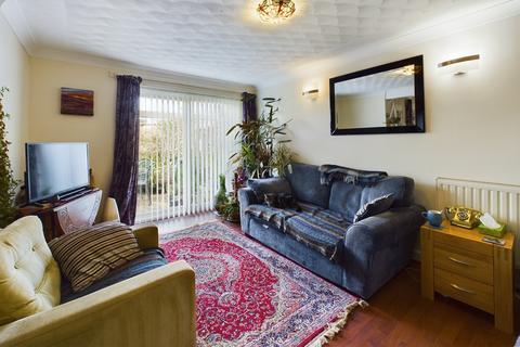 3 bedroom terraced house for sale, Crathern Way, Cambridge, CB4 2LZ