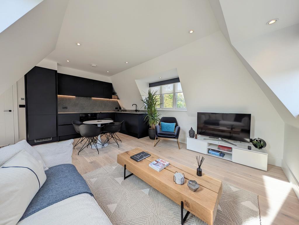 2 Double Bed Eco-Friendly Flat