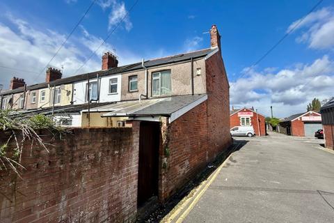 3 bedroom end of terrace house for sale, Redcliffe Avenue, Cardiff CF5