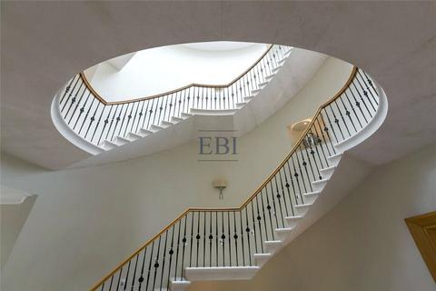 9a Broad Walk, London, N21 3DA