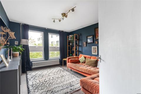 222f Blackstock Road, London, N5 1EA