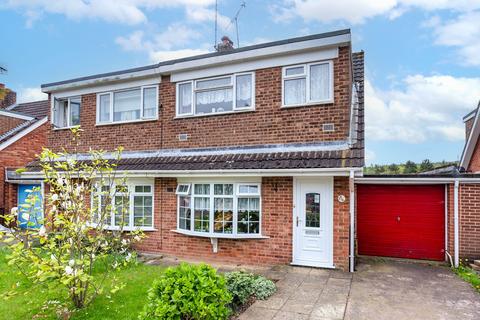 3 bedroom semi-detached house for sale, Willow Walk, Crediton, EX17
