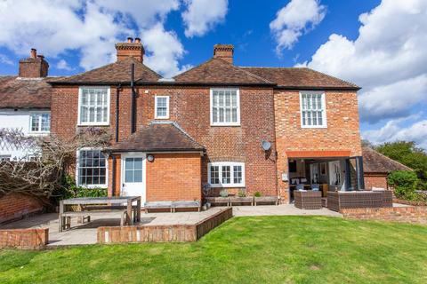 5 bedroom end of terrace house for sale, The Street, Chilham, CT4