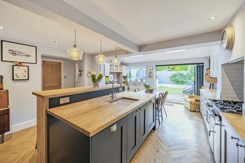 71 Springbank Close, Farsley, Pudsey, LS28 5TP