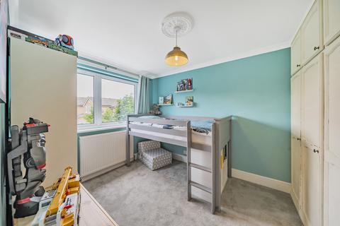 71 Springbank Close, Farsley, Pudsey, LS28 5TP